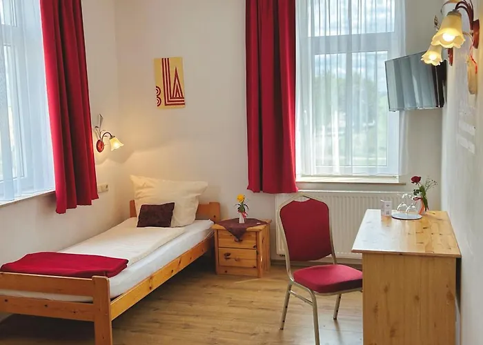 Fuerstenhof Landgasthaus & Konukevi 3*